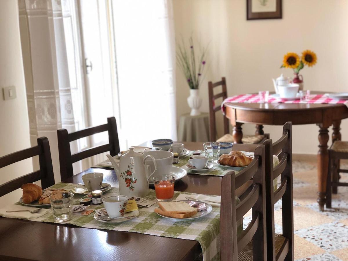 Palazzo Azelio B&B Кастильоне-дель-Лаго Экстерьер фото